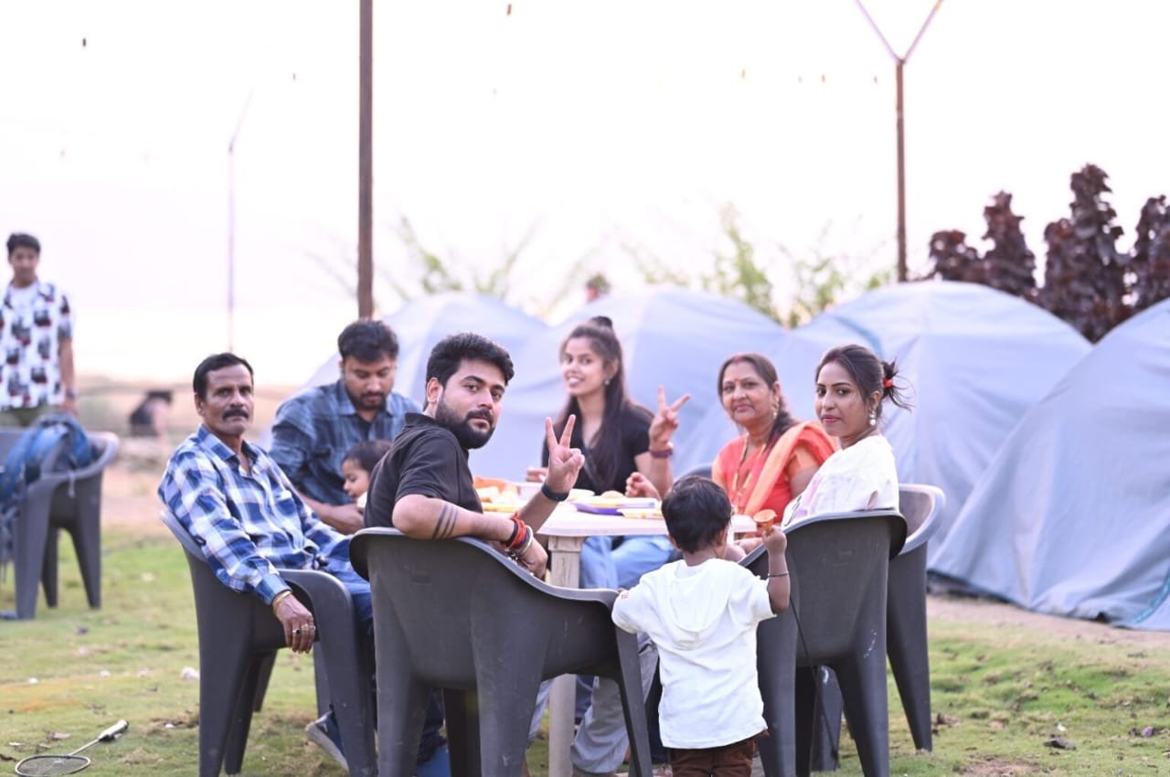 WhatsApp Image 2025-12-17 at 4.57.13 PM (1)